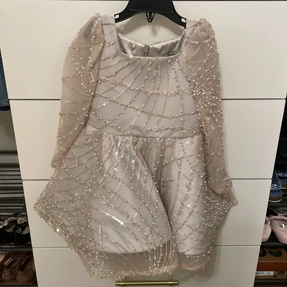 Faina - Made in Armenia - girls fancy dress - 2T + 5T